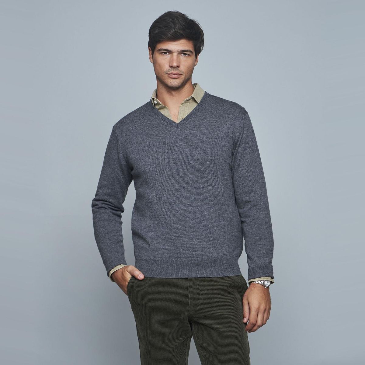 SAVILLE ROW - Sweater Liso Cuello V Lana Merino Saville Row