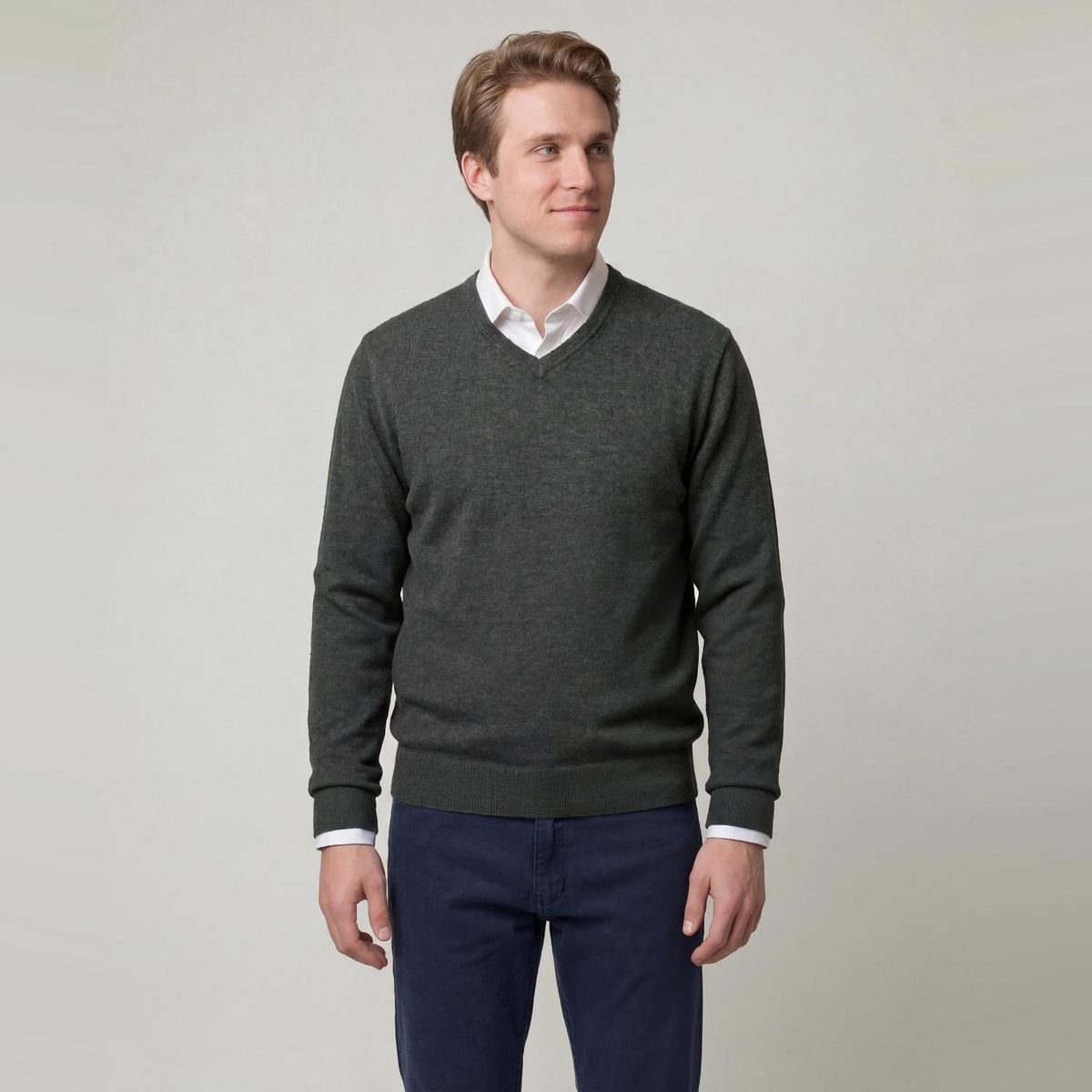 SAVILLE ROW - Sweater Liso Cuello V Lana Merino Saville Row