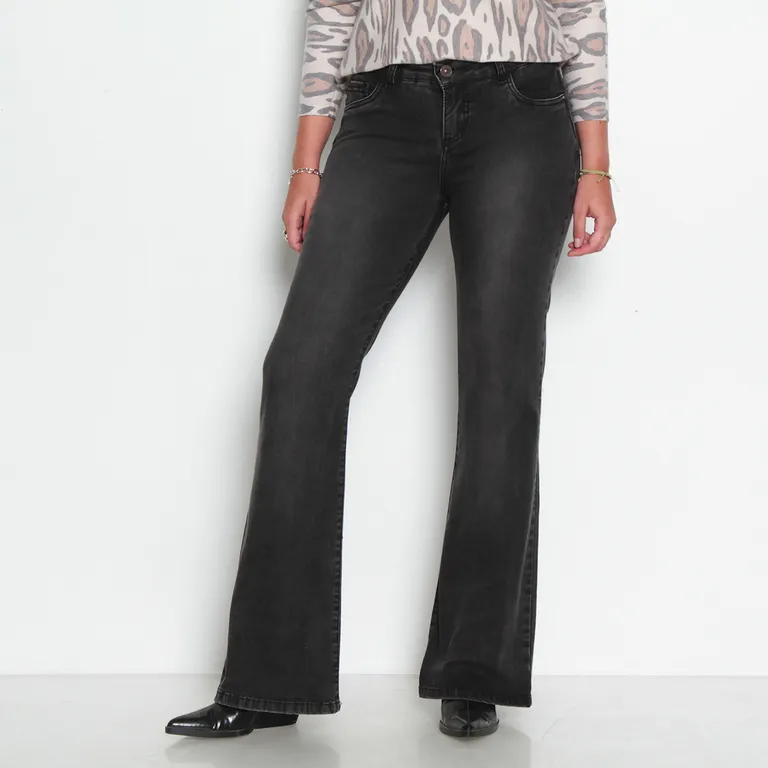 Jeans Flare Tiro Bajo Mujer