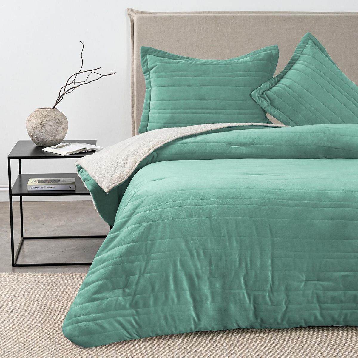 ELEMENTS & CO - Plumón Velvet Sherpa Stripe Elements and Co