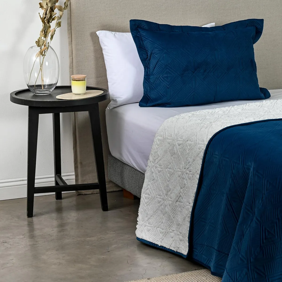 AMERICAN FAMILY - Cubrecama Velvet Sherpa American Family