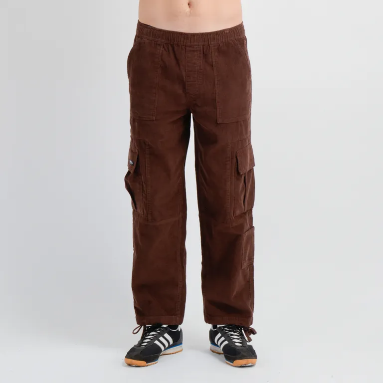 Pantalón Regular Tiro Medio Hombre