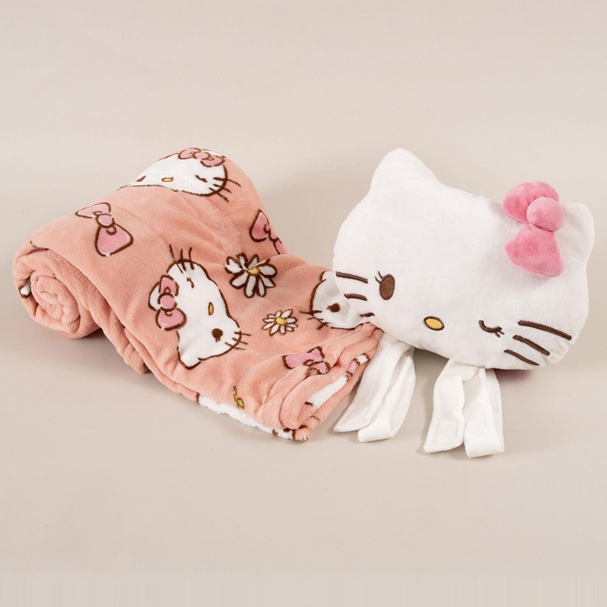SANRIO - Manta Cojín 3D Hello Kitty Sanrio