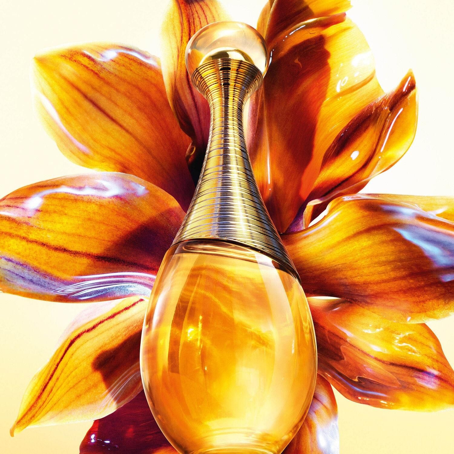 DIOR J'Adore Intense - Perfume Con Notas Florales Y Melosas
