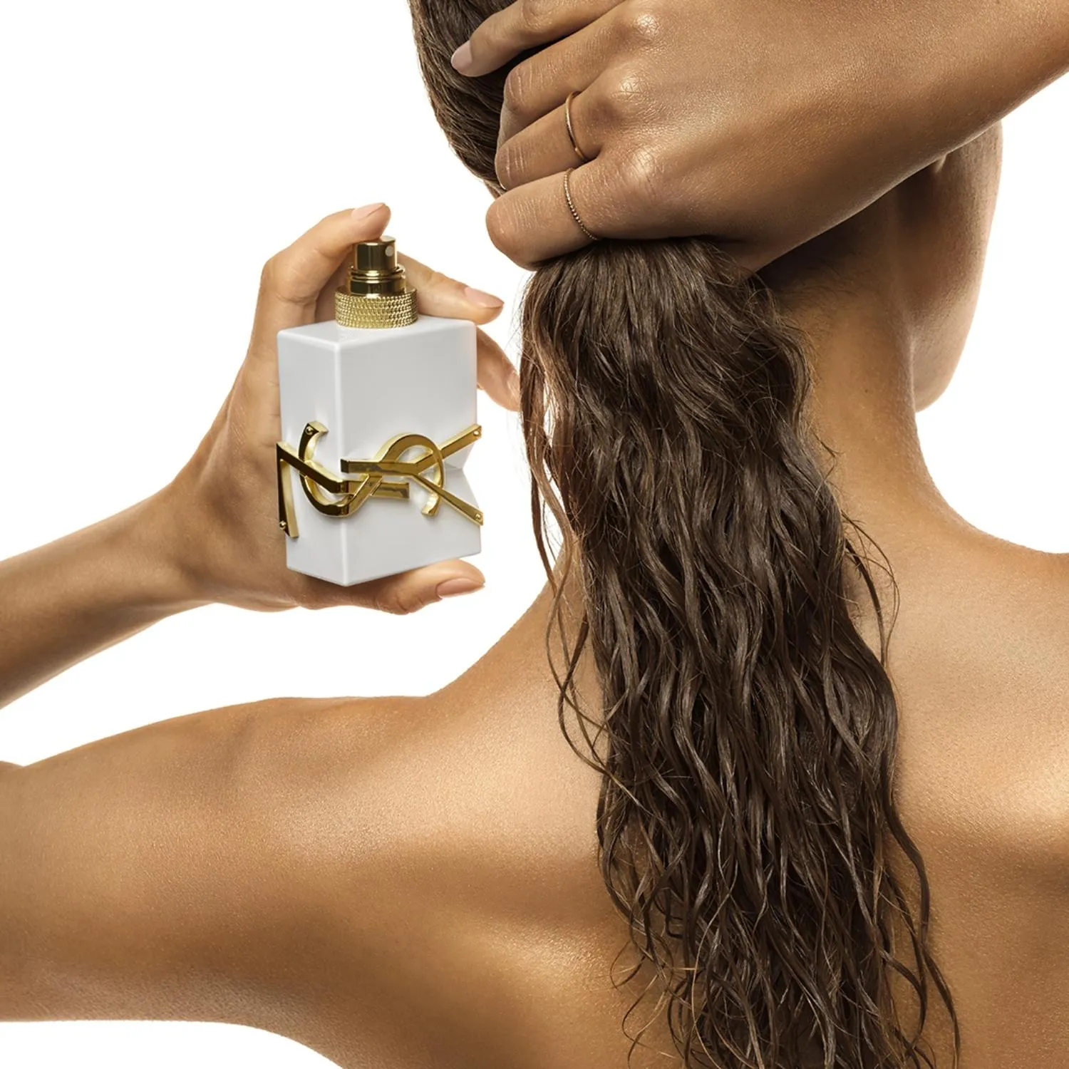 YVES SAINT LAURENT Perfume Mujer Libre L Eau Nue 50 Ml – Notas