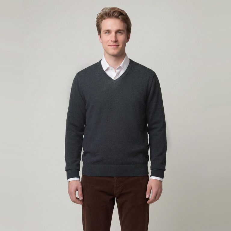 Sweater Liso Cuello V Manga Larga Merino Italiano Hombre