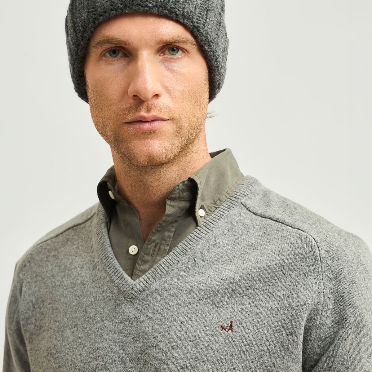 SAVILLE ROW - Sweater Cuello V Manga Larga Lana Italiana Hombro Montura Hombre Saville Row