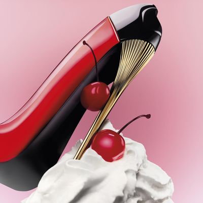 Imagen 2 del producto Perfume Mujer Estuche Very Good Girl Eau de Parfum 80 ml + Loción Corporal 100 ml + Eau de Parfum 10 ml