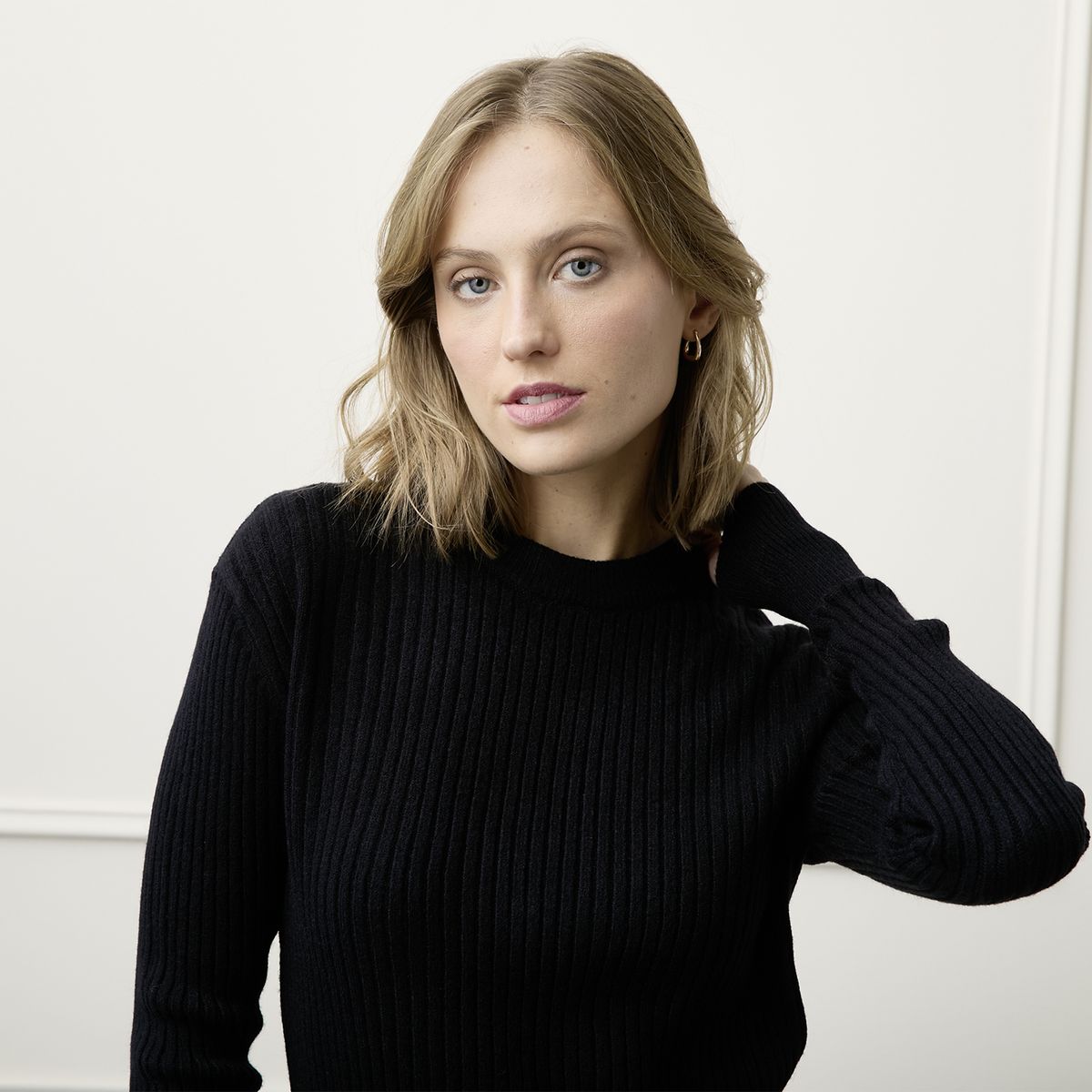 BASEMENT - Sweater Mujer Basement