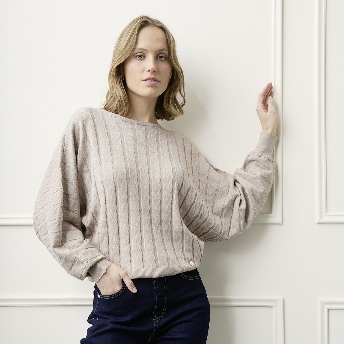 BASEMENT - Sweater Mujer Basement
