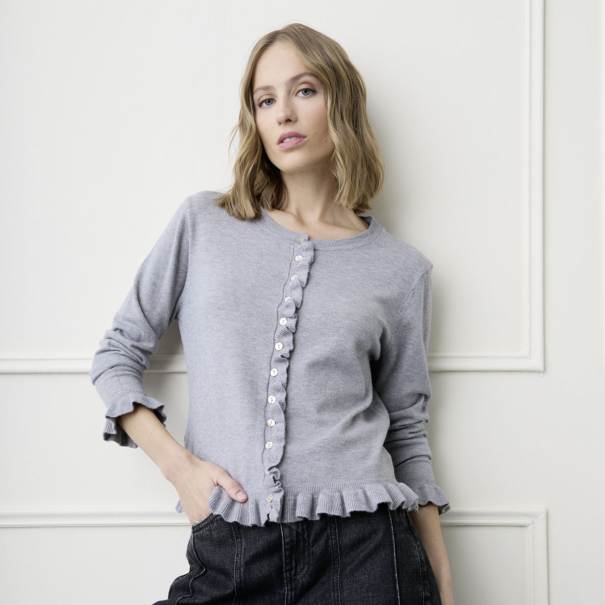 BASEMENT - Sweater Mujer Basement