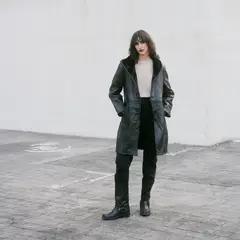 HER - Abrigo Mujer