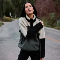 WILD LAMA - Polar Muna Reciclado Mujer