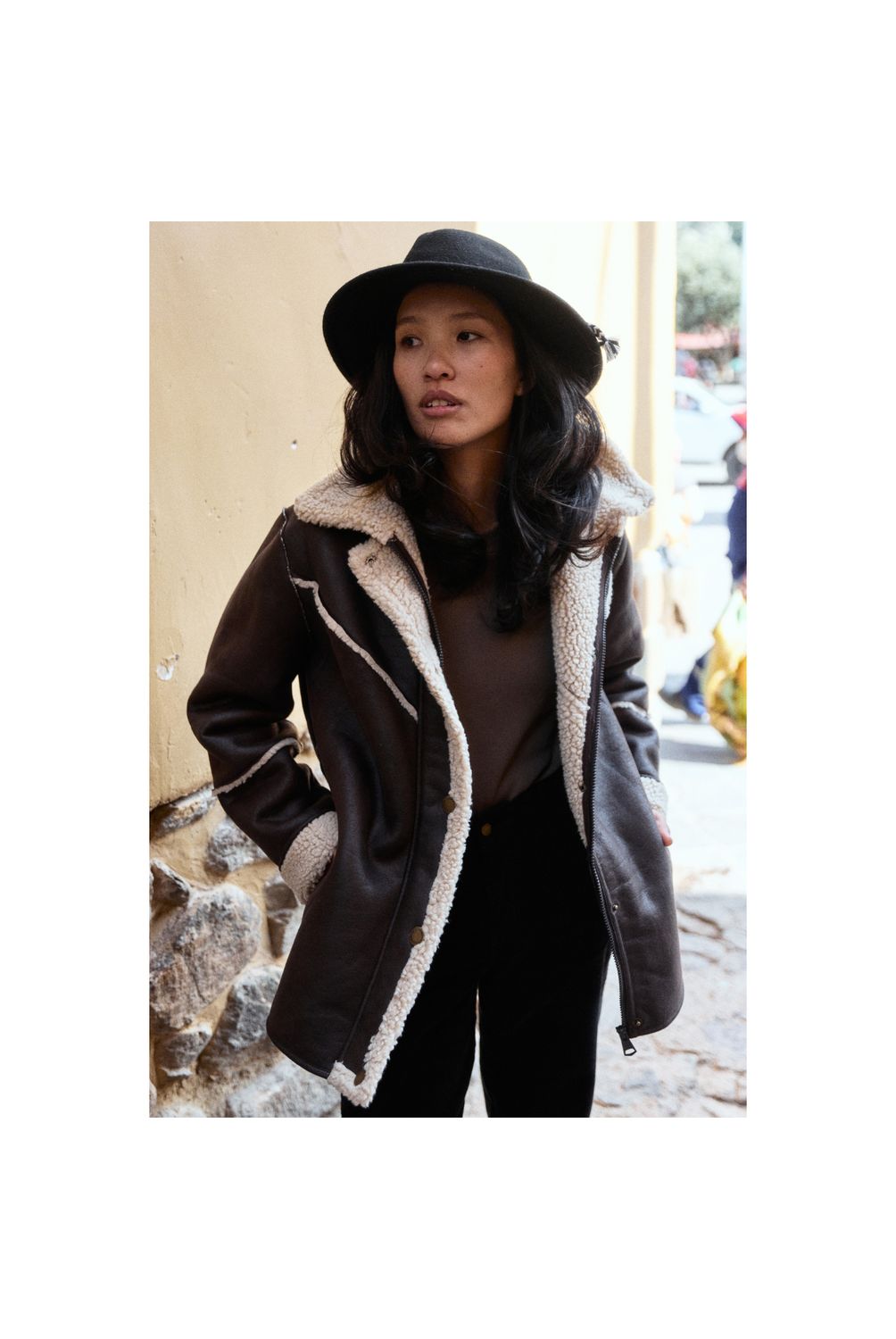 WILD LAMA Chaqueta Nivara Reciclada Mujer Wild Lama | Falabella Chile