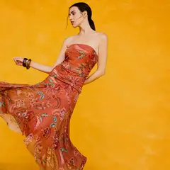 BASEMENT - Vestido Midi Asimétrico Flores Mujer Sophie and Lucie x