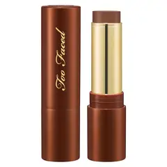 TOO FACED - Bronceador en crema para rostro Chocolate Soleil Melting Bronzing & Sculpting Stick