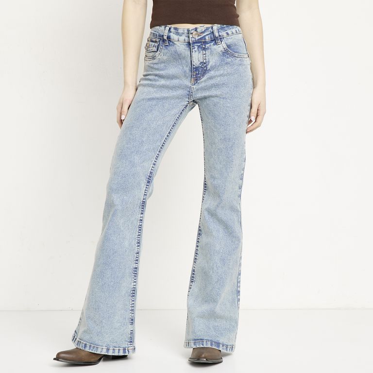 Jeans Flare Tiro Medio Mujer