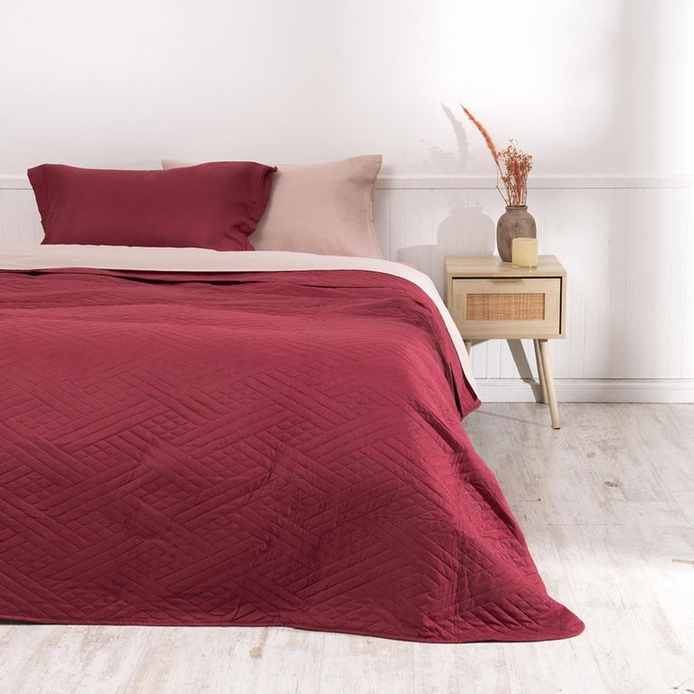 Juego de Cama Liso: Cubrecama + Sabanas + Fundas Rojo 1.5 PLAZAS
