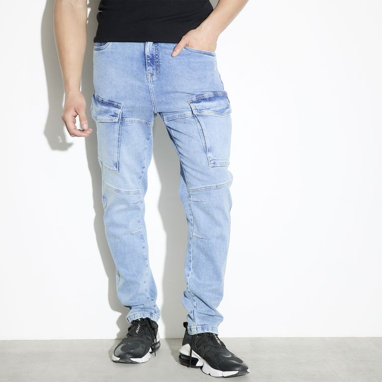 Jeans Slim Tiro Medio Hombre