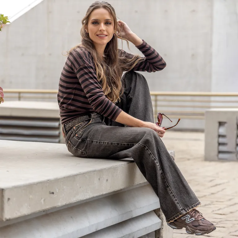Jeans Tiro Medio Mujer