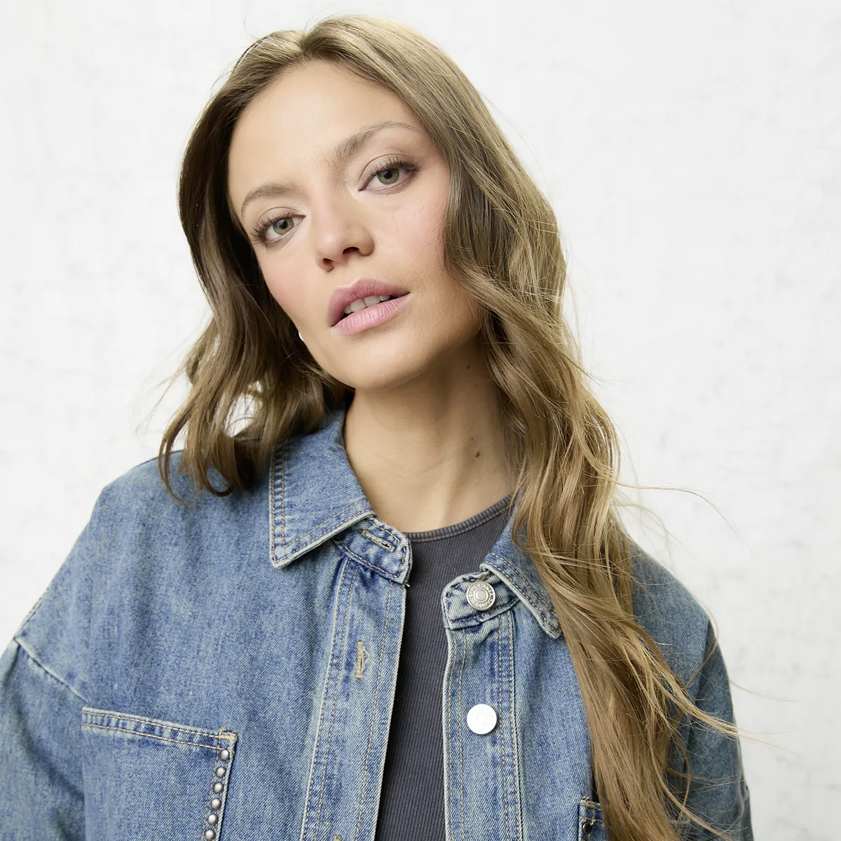 AMERICANINO - Chaqueta Denim Tachas Mujer Americanino