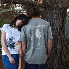 WILD LAMA - Polera Rolan Orgánica Azul Hombre