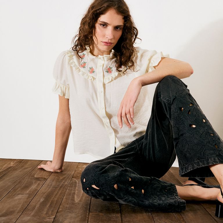 Blusa Vuelos Bordada Mujer