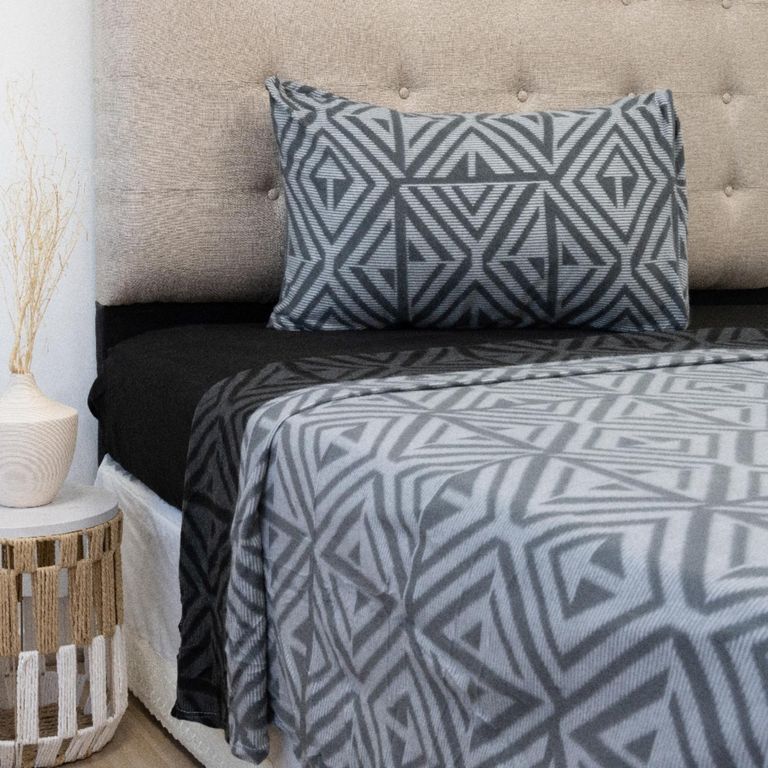 Sábana Polar Estampada Neb 1.5 Plazas D3