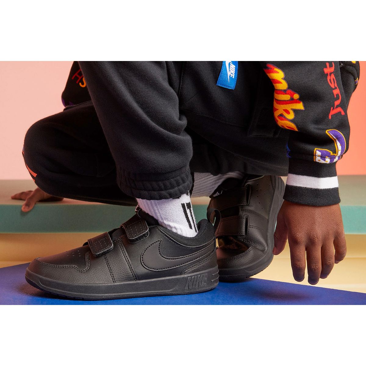 NIKE - Pico Zapatilla Urbana Niño Cuero Negro (27 a 34) Nike