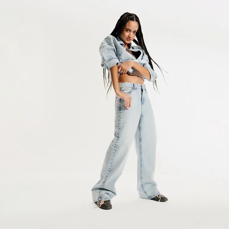 Jeans Tachas Wide Leg Tiro Medio Mujer