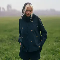 MUTH - Blusa Nacar Negro Bordado a Mano Mujer