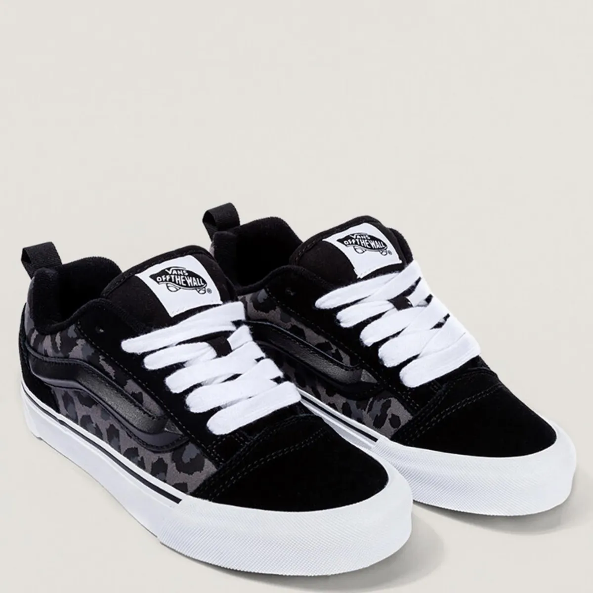 VANS - Knu Skool Zapatilla Urbana Mujer Cuero Negro Vans
