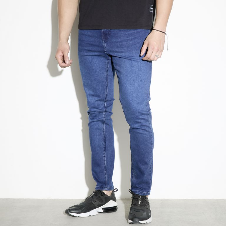 Jeans Slim Tiro Medio Hombre