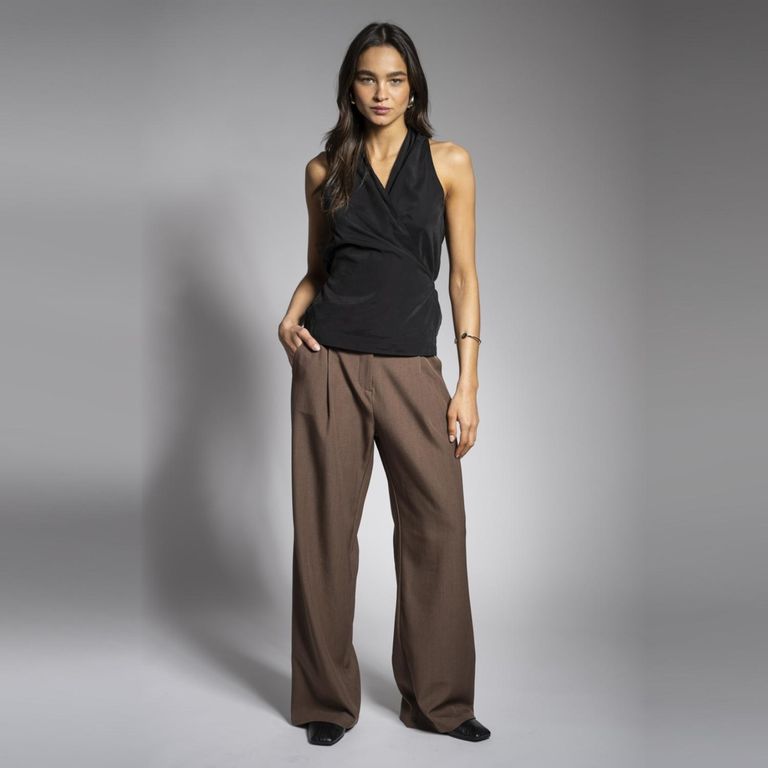 Pantalón Tiro Medio Recto Grace Cafe Mujer
