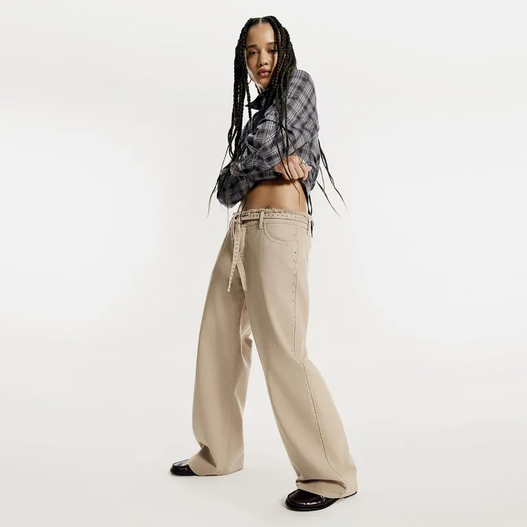 Jeans Tachas Straight Tiro Medio Mujer