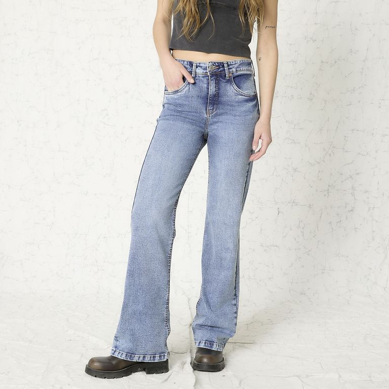 Jeans Mujer 06 Regular Boot Cut Fit