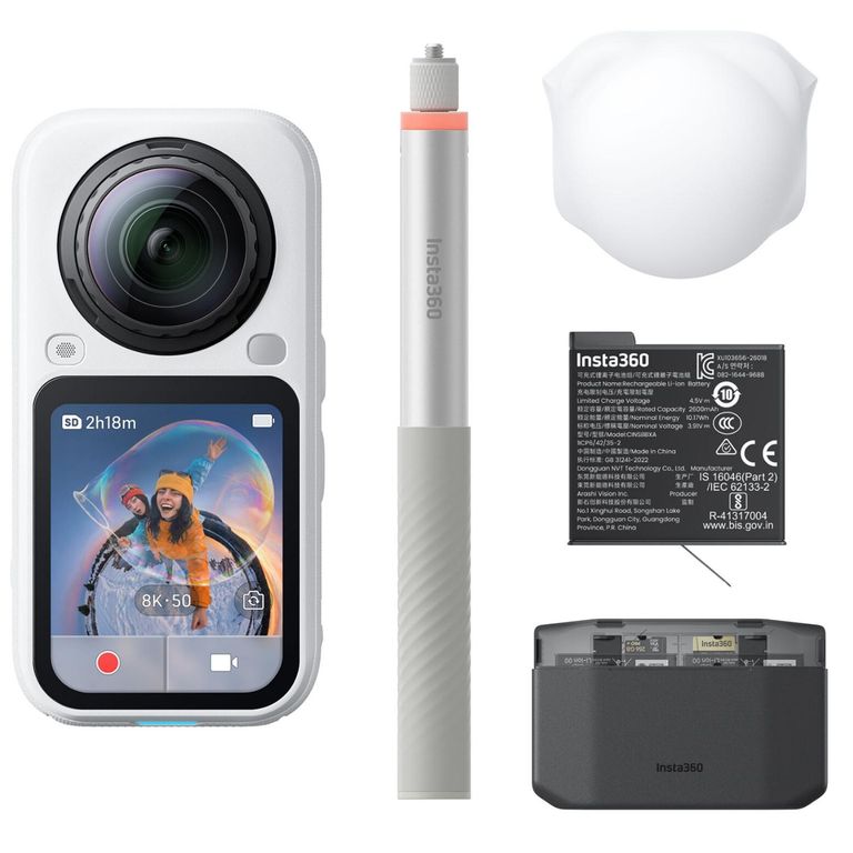 Cámara Deportiva X6 Essentials Bundle Arctic White