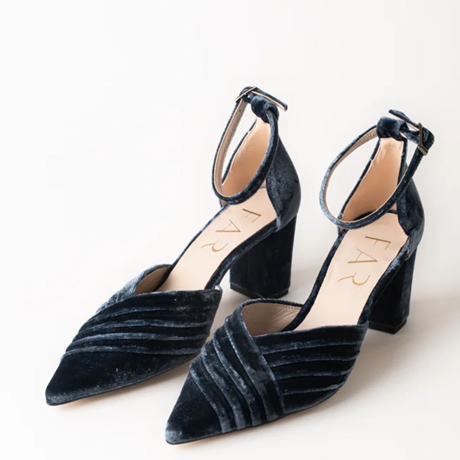 FAR SHOES - Zapato formal $180.000