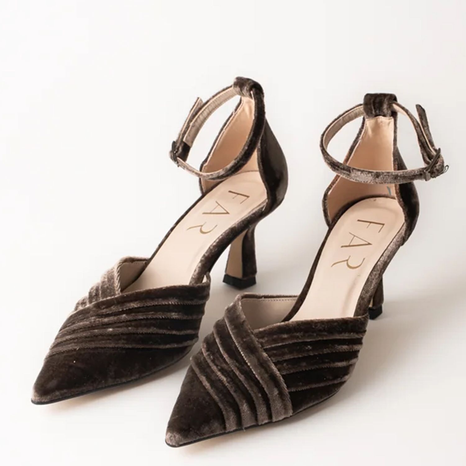FAR SHOES - Zapato formal $180.000