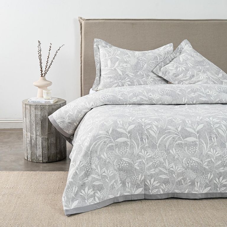 Quilt 2 Plazas Aitana Gris