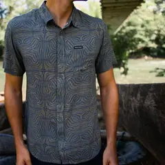 WILD LAMA - Camisa De Manga Corta Hombre