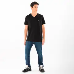 LACOSTE - Polera Cuello V 100% Algodón Pima Hombre