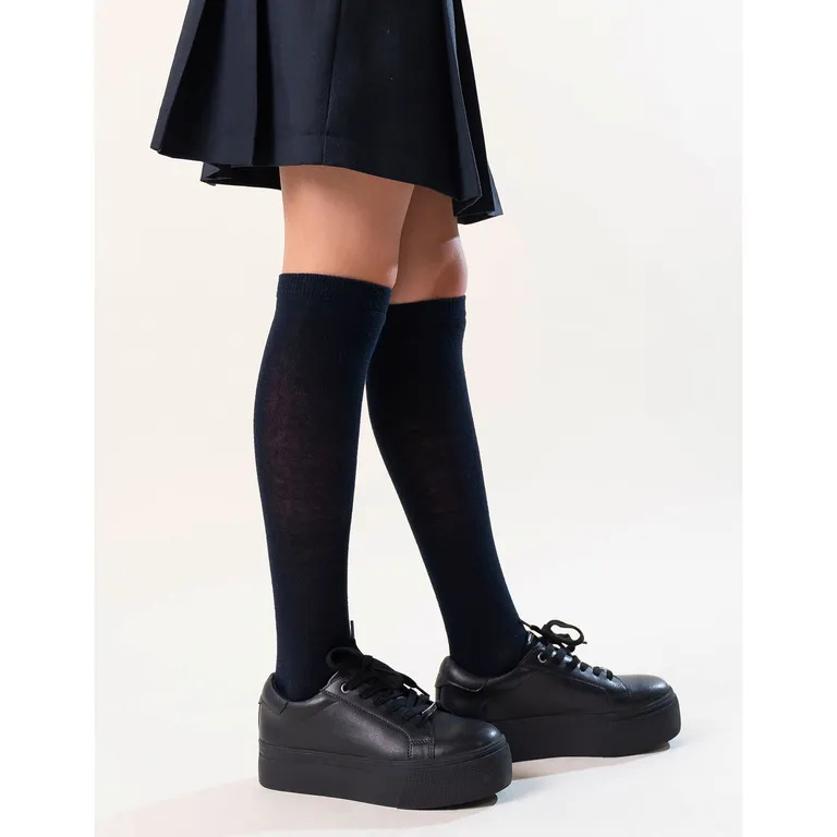 Zapatilla Escolar Niña Cuero Negro (35 a 40)