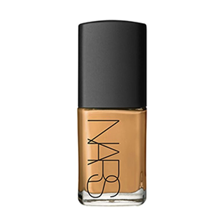 Base Sheer Glow Foundation