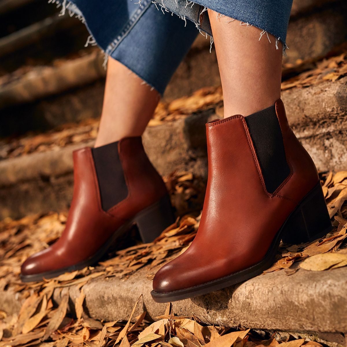 CLARKS - Botín Mujer Cuero Café