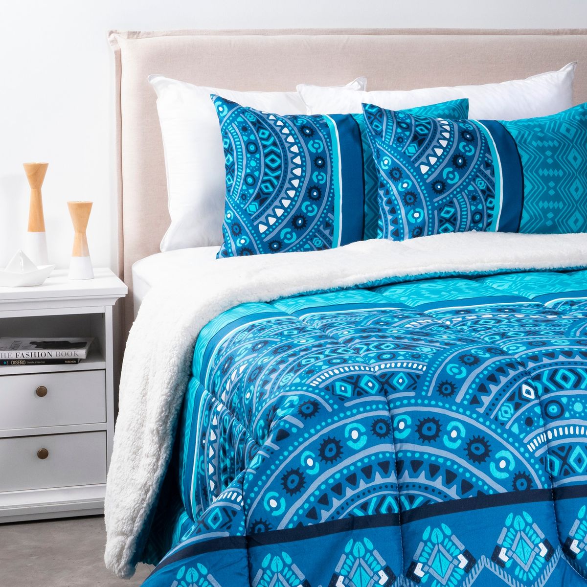 A FAMILY MC - Plumón Sherpa Mandala 2 Plaza