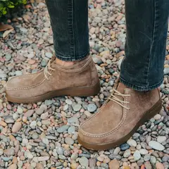HUSH PUPPIES - Botín Hombre Cuero Café