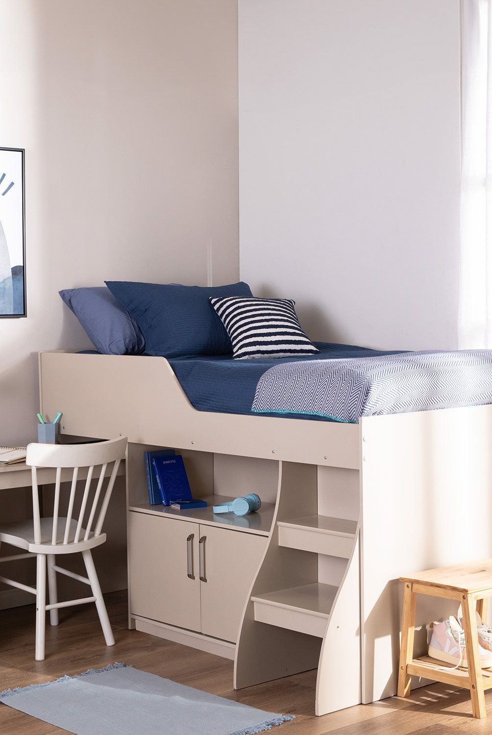 DECOCASA - Cama 1.5 Plaza Con Escritorio Retráctil Off White Decocasa