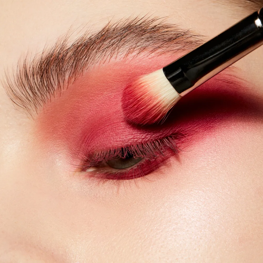 Mac Powder Kiss Soft Matte Eye Shadow Fall In Love, foto 4