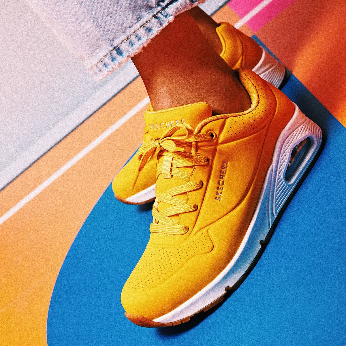 SKECHERS - Zapatilla Urbana Mujer Amarilla